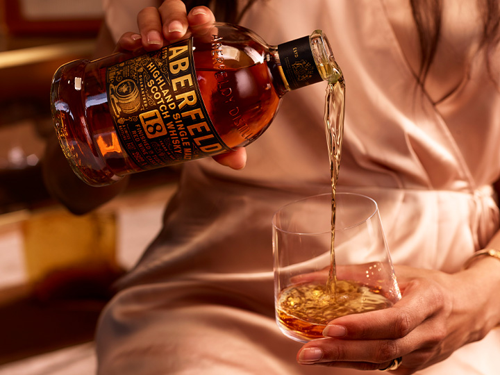 18 Year Old Whisky, Finished In Tuscan Red Wine Casks
